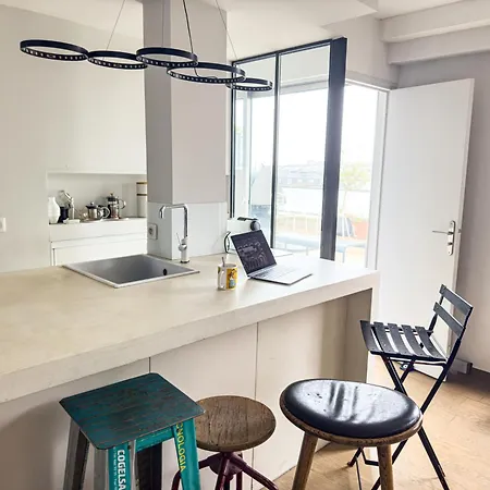 Hbyb-apt Terrasse Epoustouflante Daire *